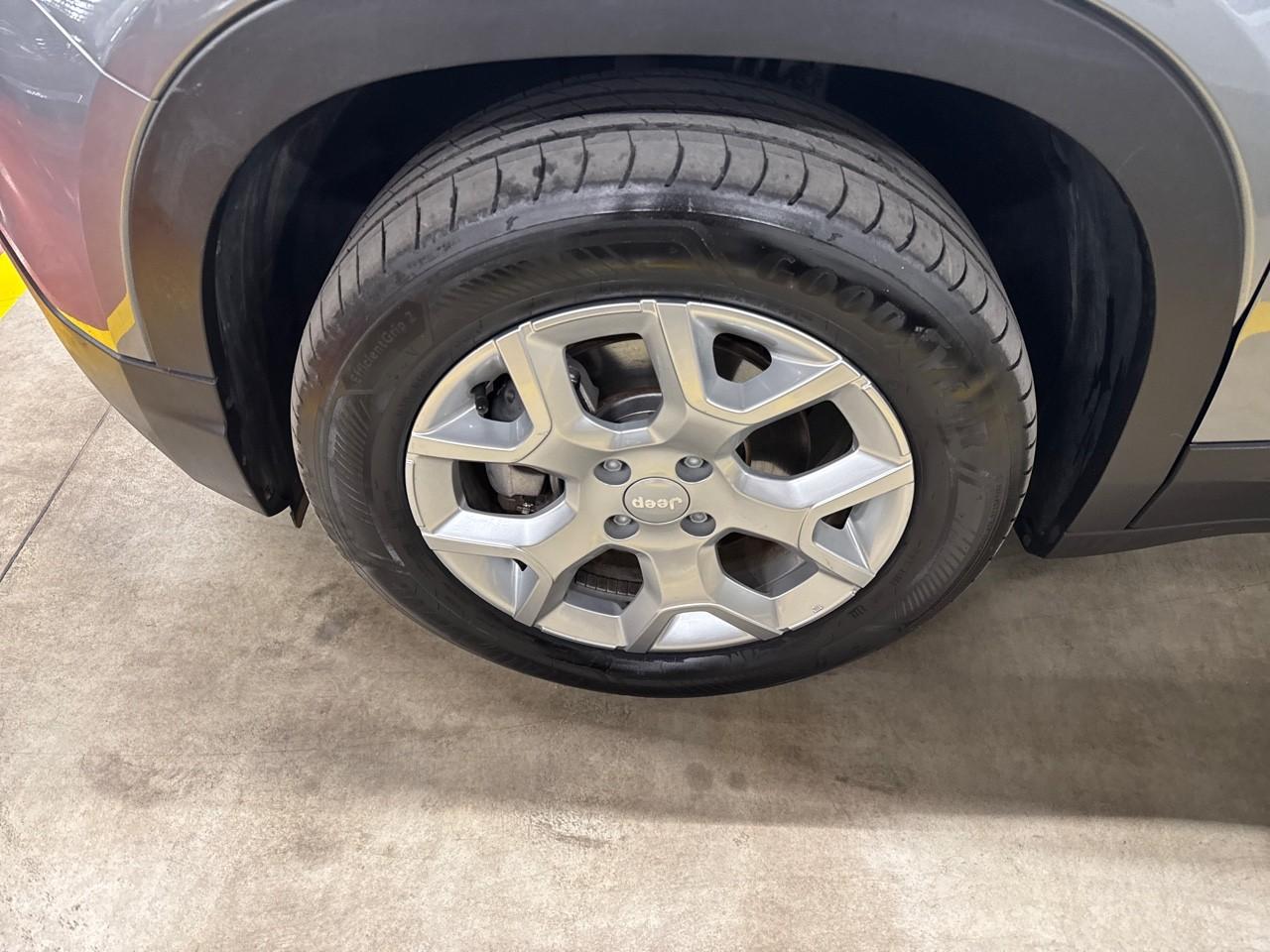 Jeep Jeep Avenger usata 2