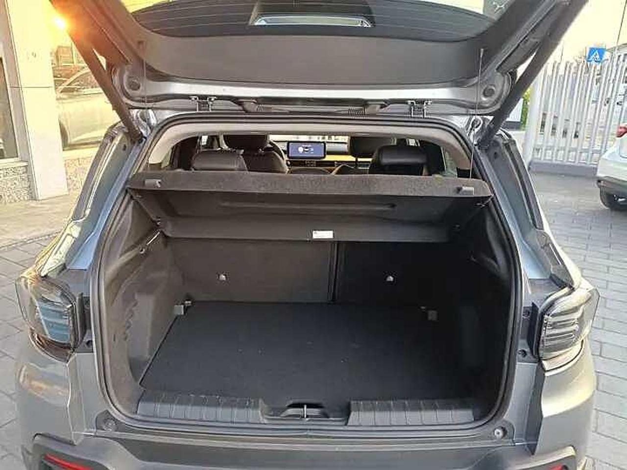 Jeep Jeep Avenger usata 12