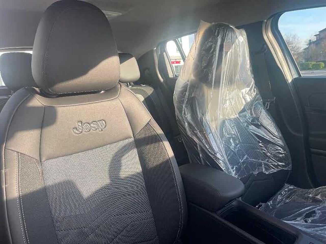 Jeep Jeep Avenger usata 2