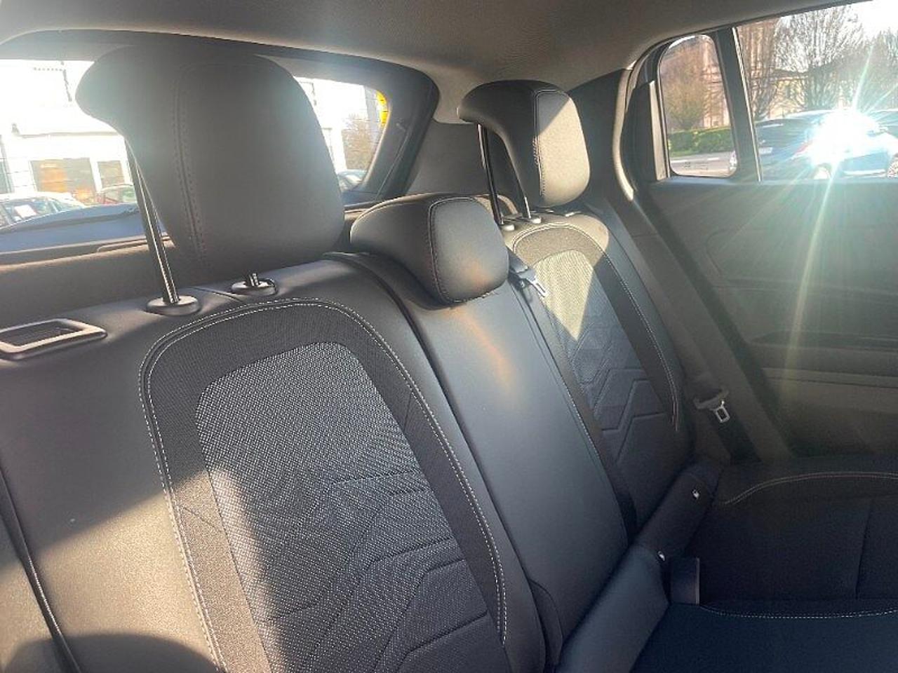 Jeep Jeep Avenger usata 3