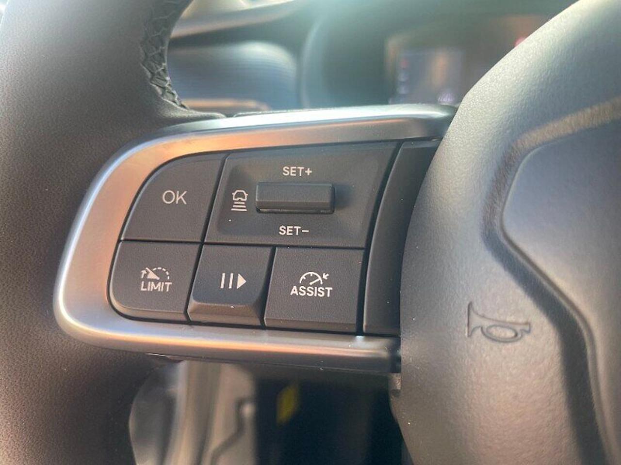 Jeep Jeep Avenger usata 7