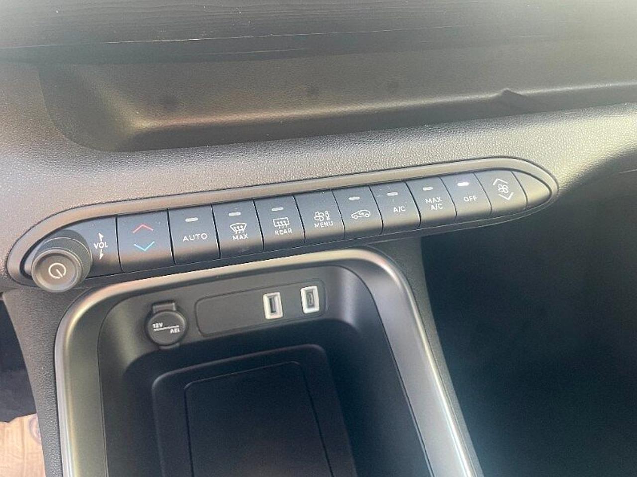 Jeep Jeep Avenger usata 12