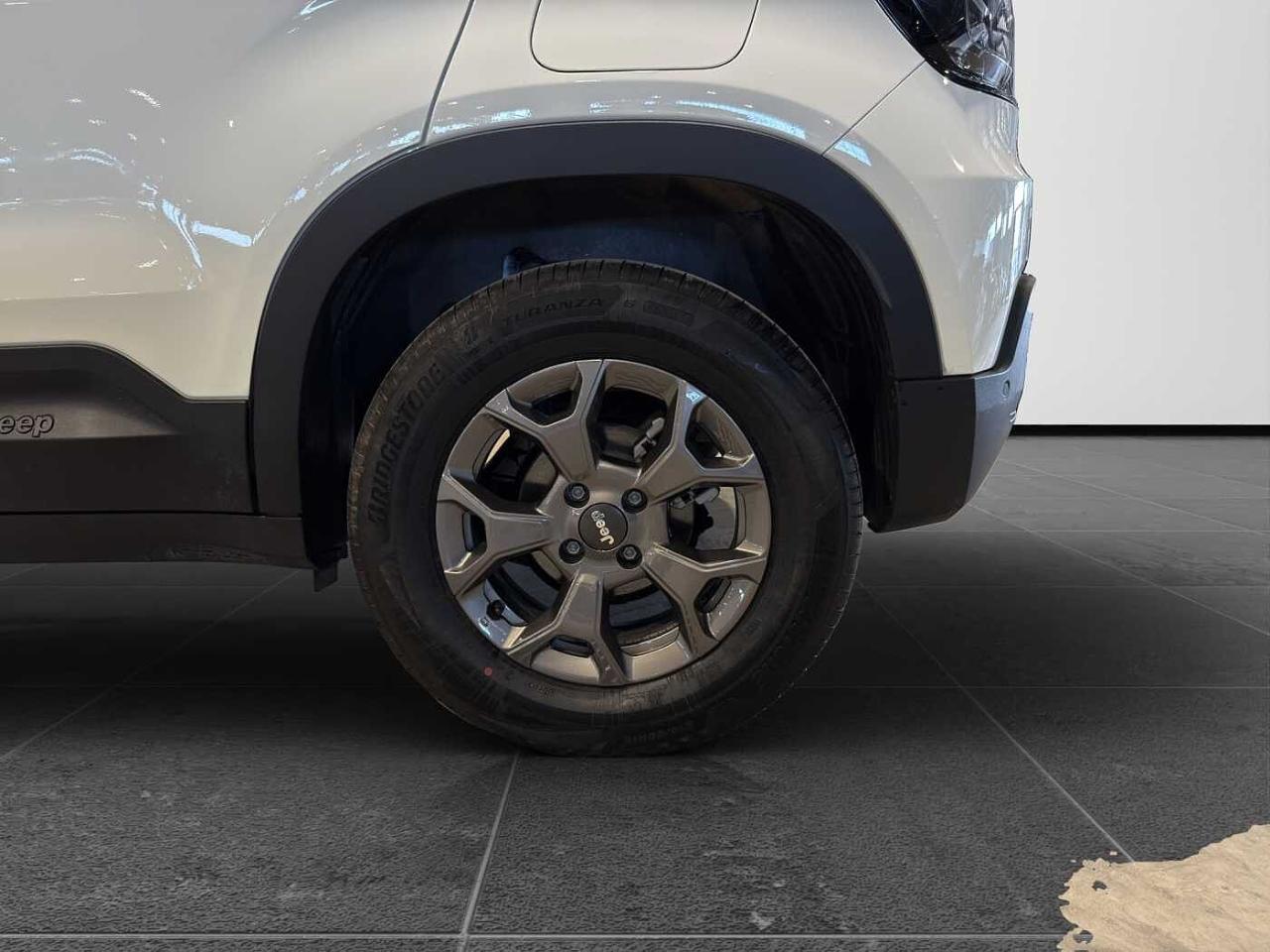 Jeep Jeep Avenger usata 12