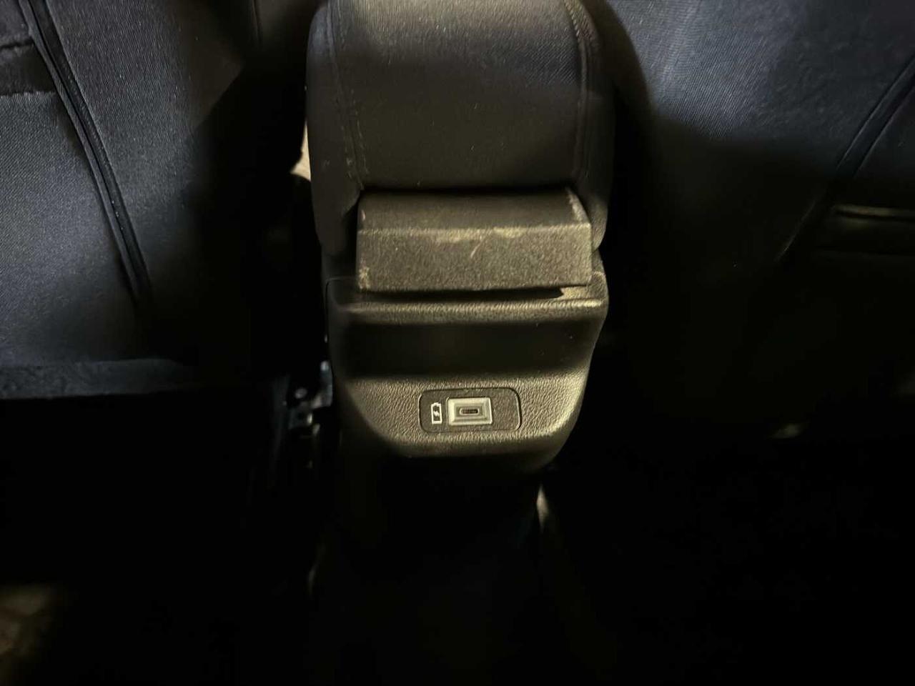 Jeep Jeep Avenger usata 16