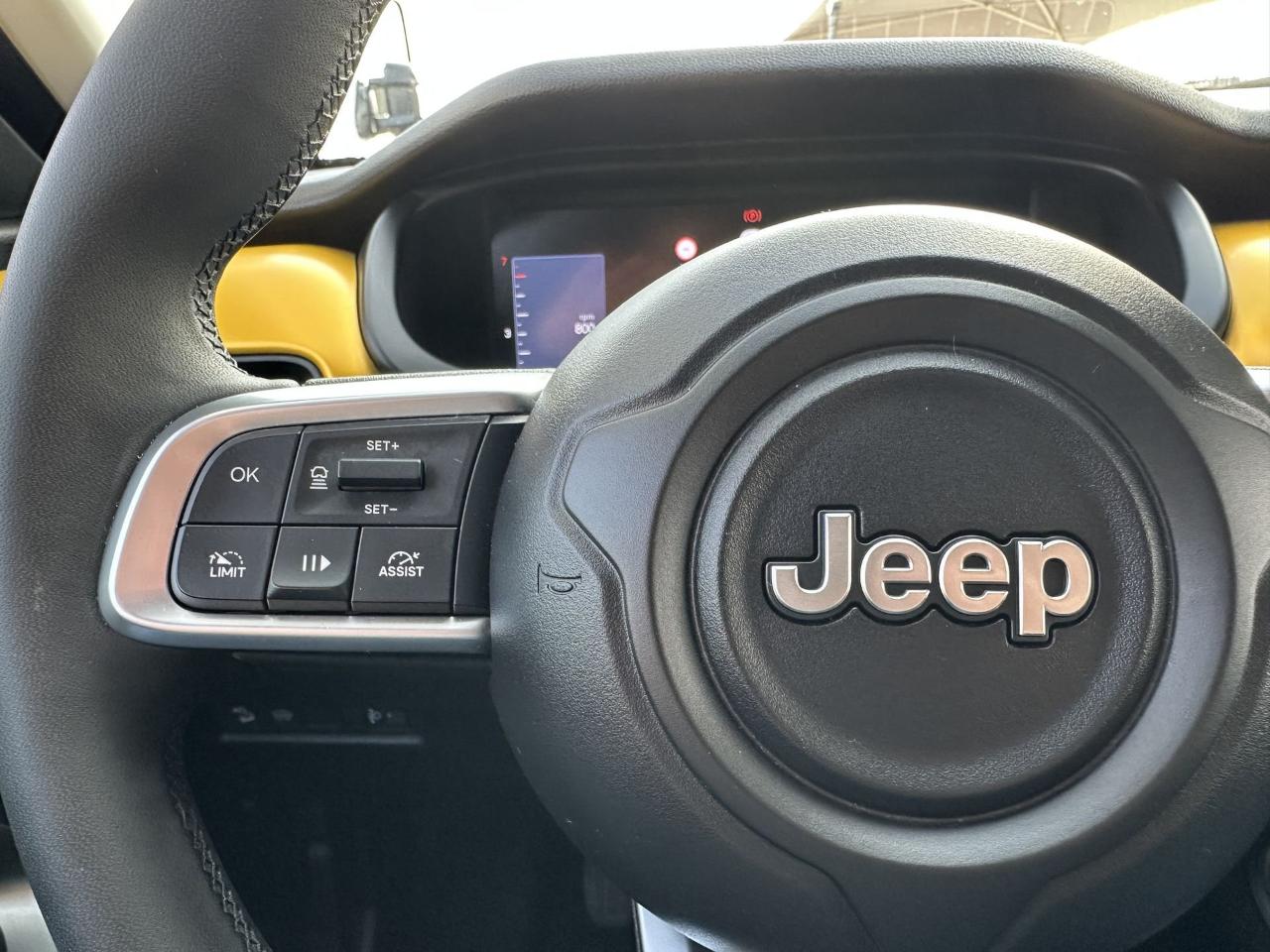 Jeep Jeep Avenger usata 8