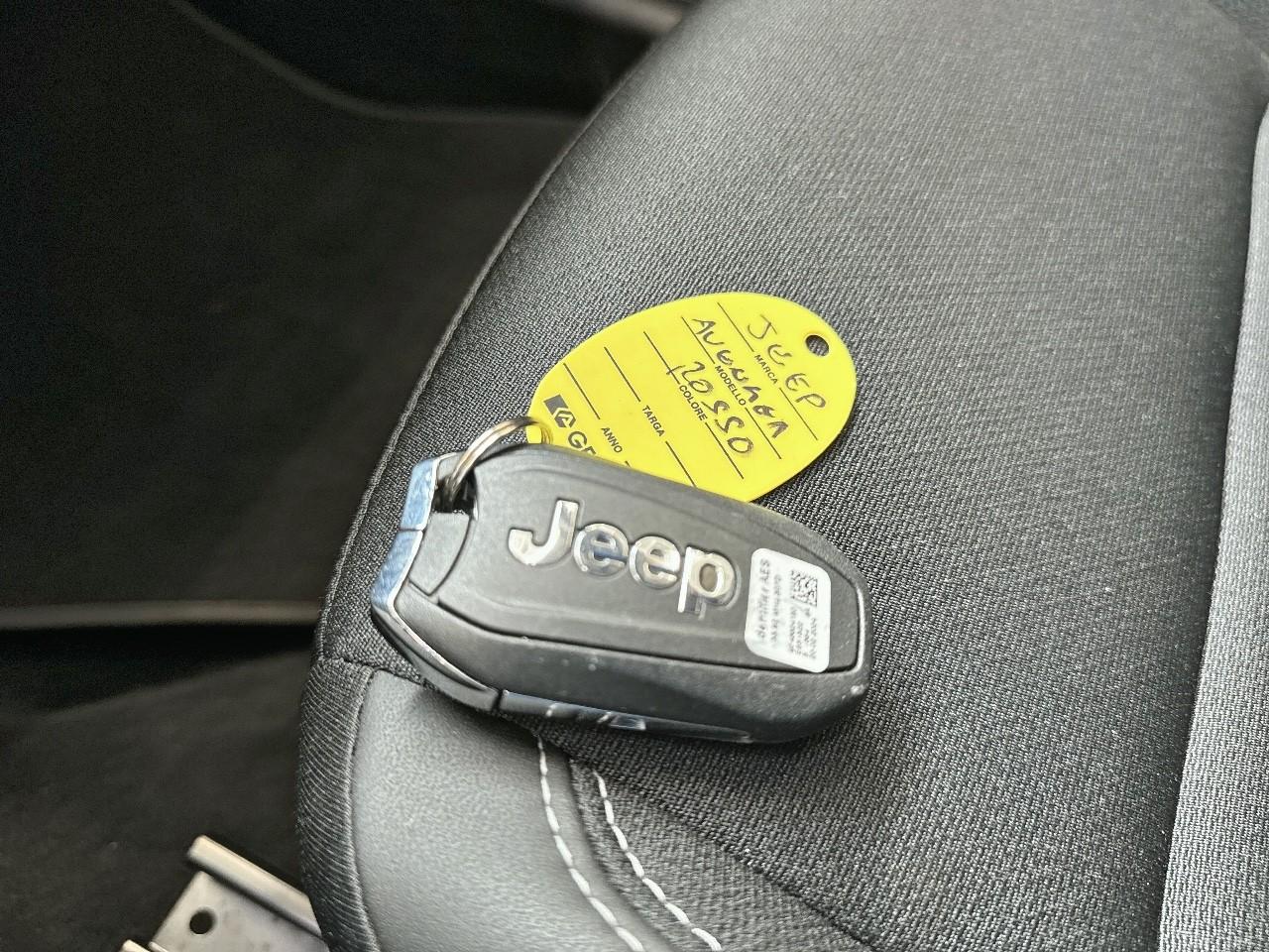 Jeep Jeep Avenger usata 10