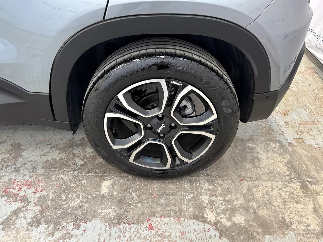 Jeep Jeep Avenger usata, con Isofix