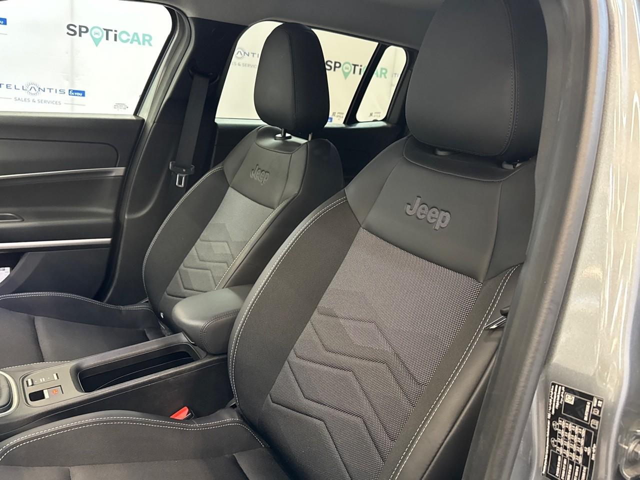 Jeep Jeep Avenger usata 21