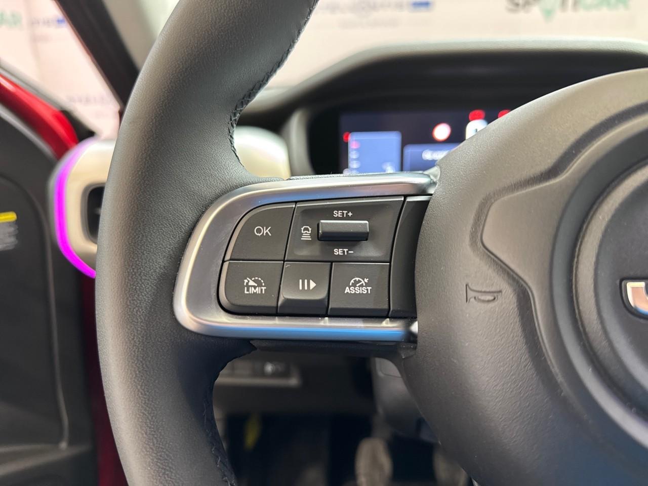 Jeep Jeep Avenger usata 12