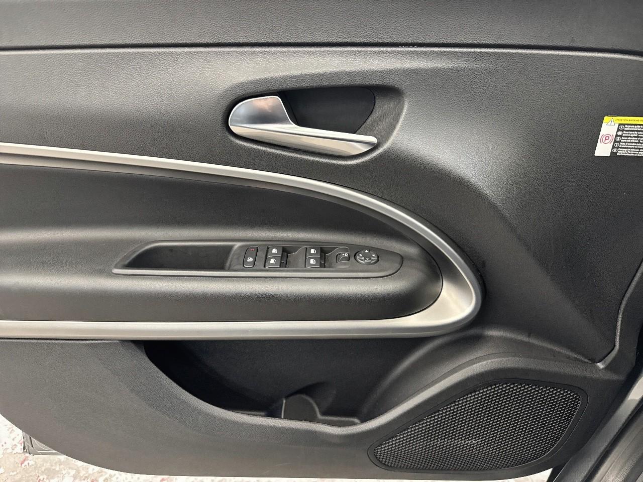 Jeep Jeep Avenger usata 8