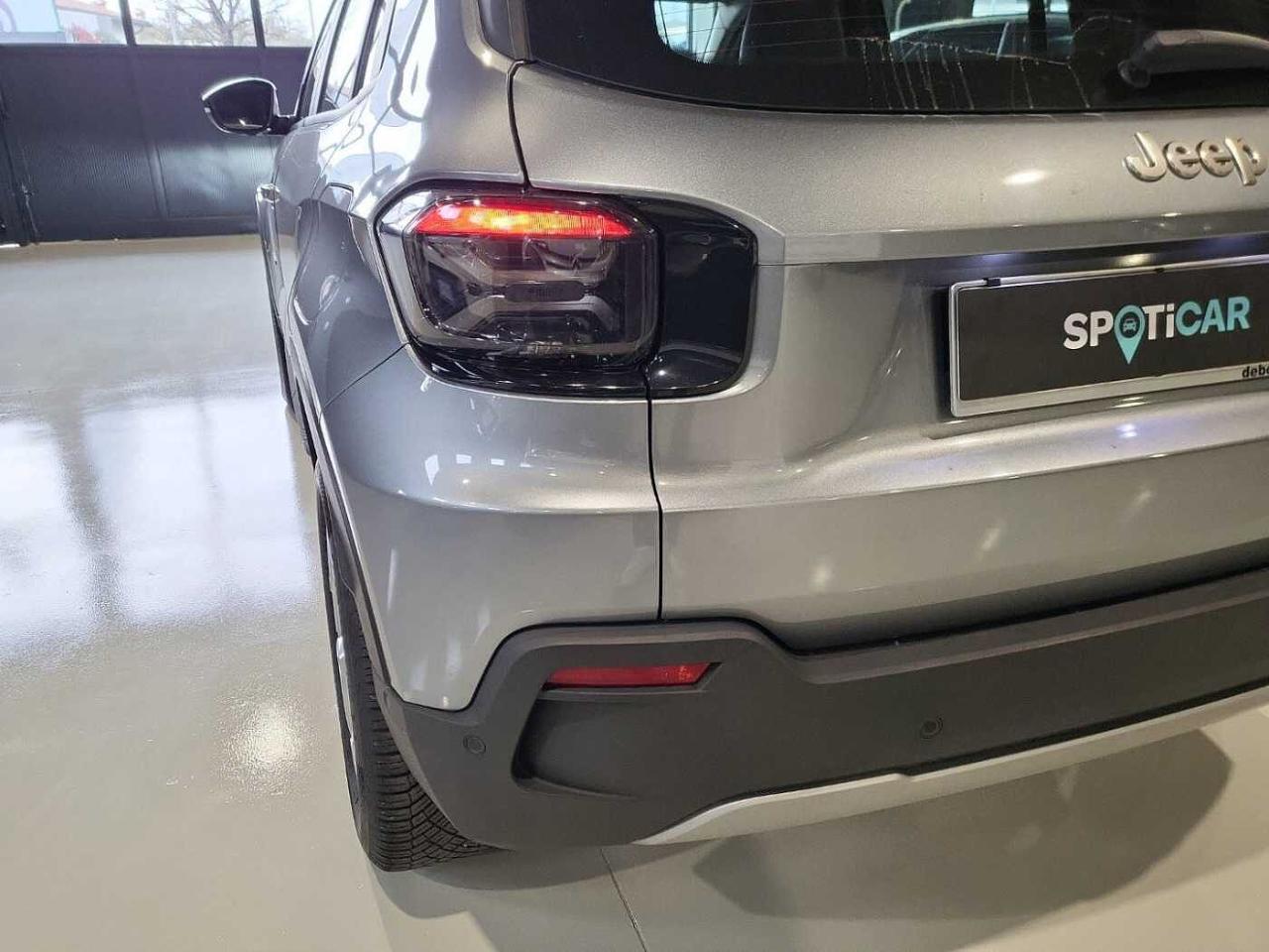 Jeep Jeep Avenger usata 2