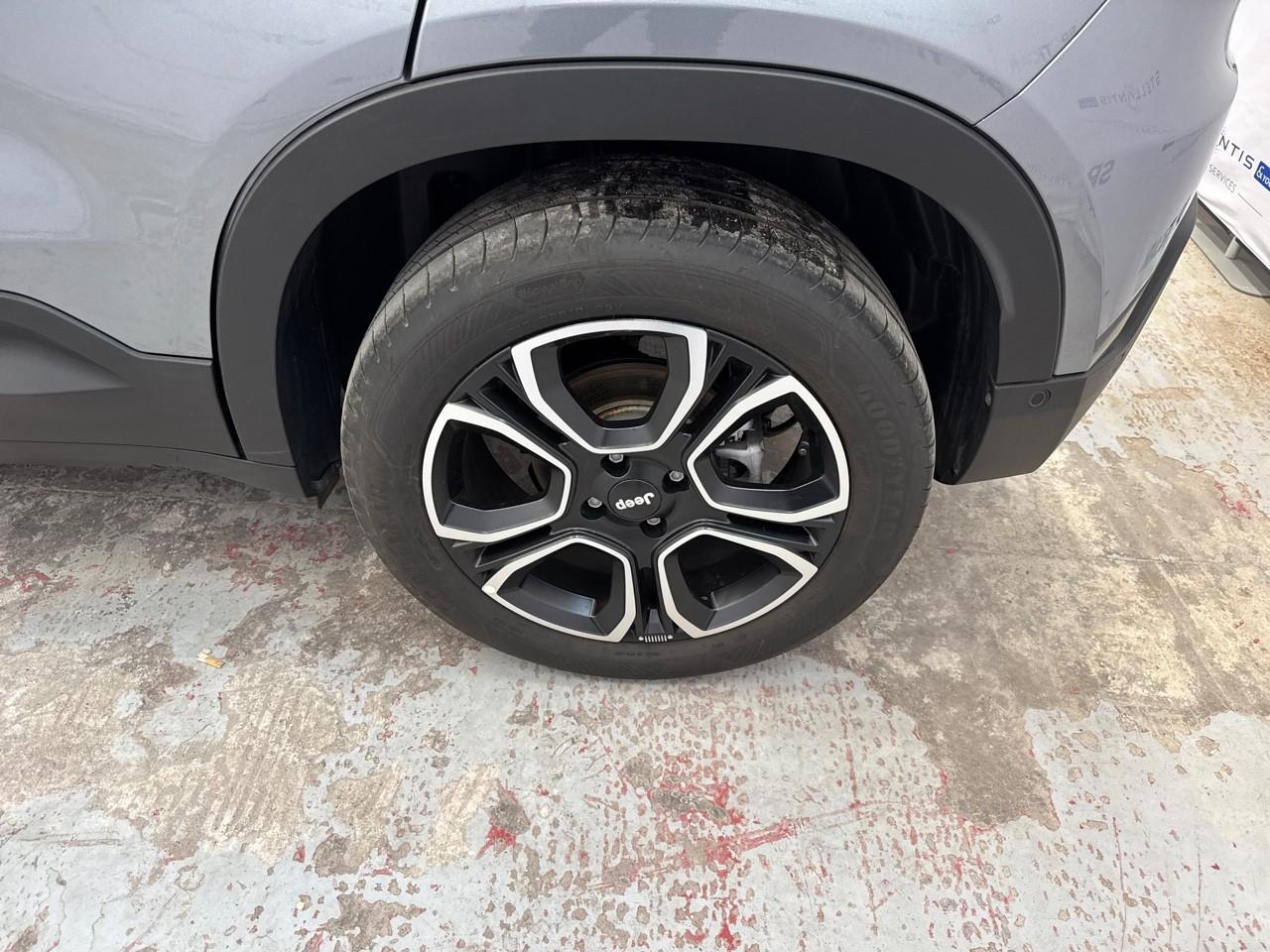 Jeep Jeep Avenger usata, con Isofix