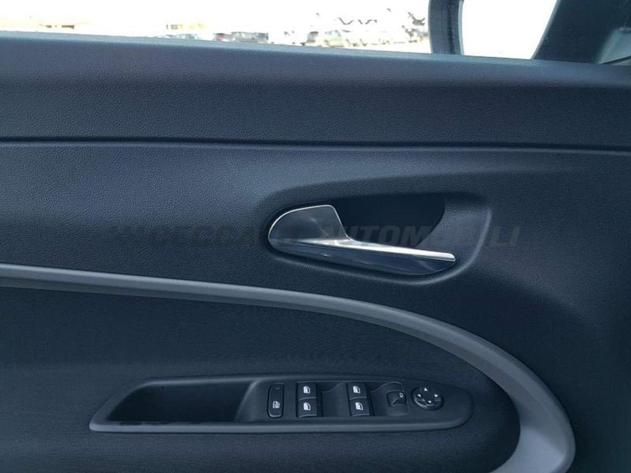 Jeep Jeep Avenger usata 9