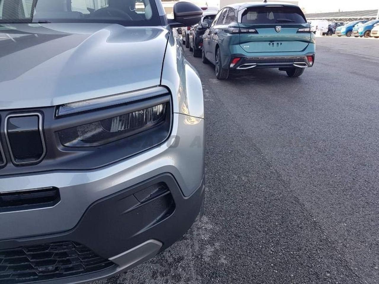 Jeep Jeep Avenger usata 19