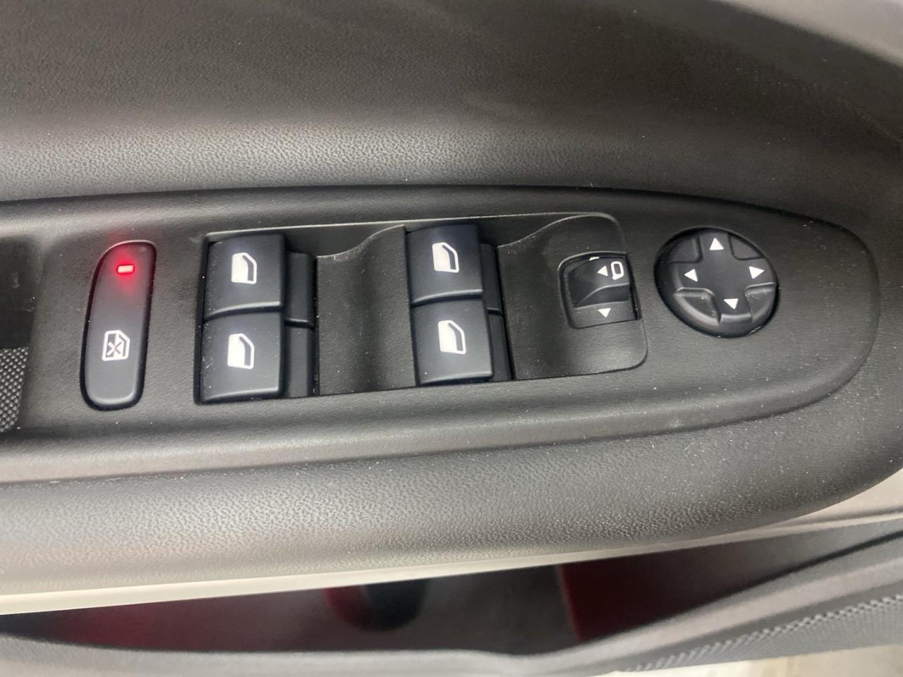 Jeep Jeep Avenger usata 2