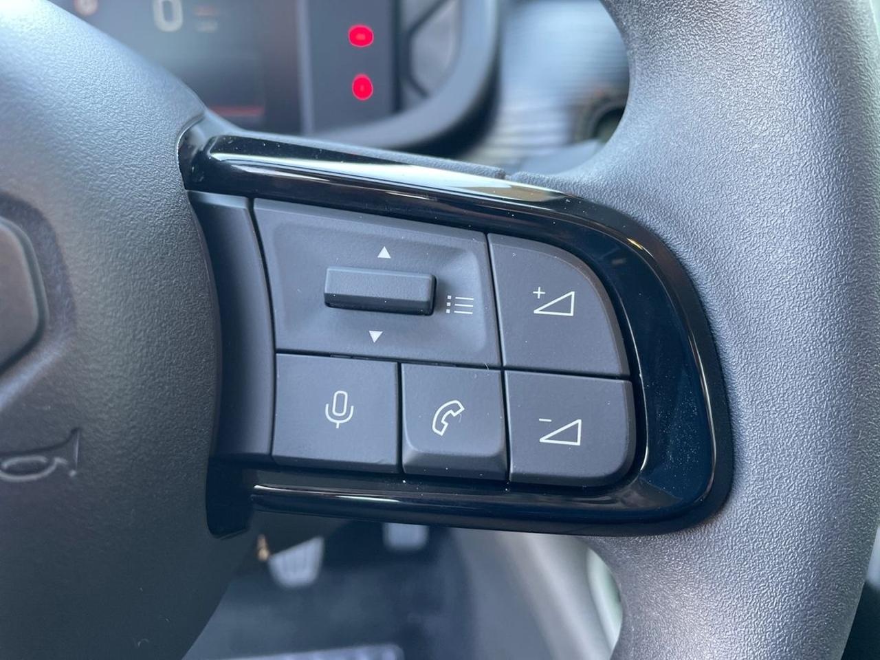 Jeep Jeep Avenger usata 12