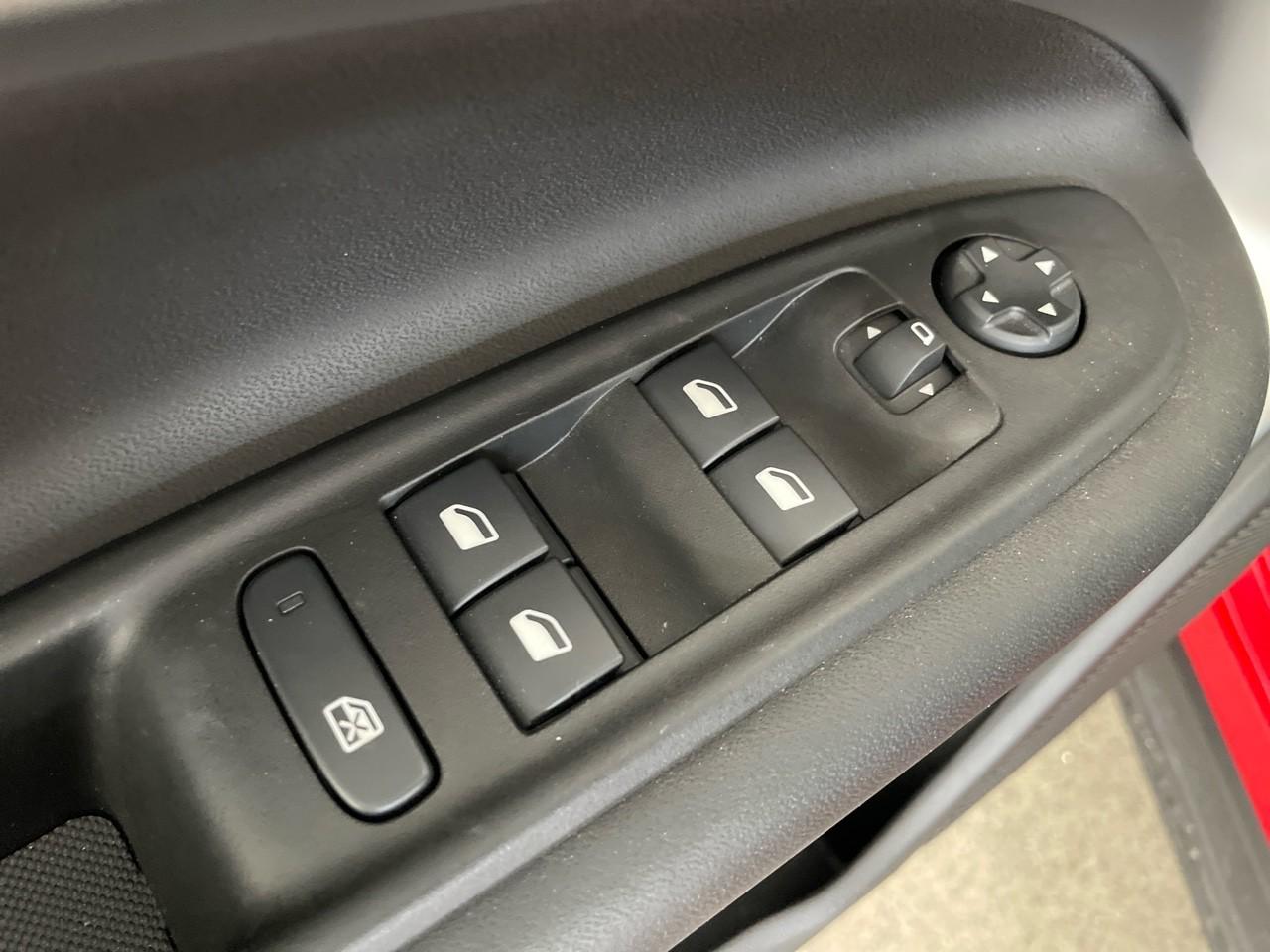 Jeep Jeep Avenger usata 4