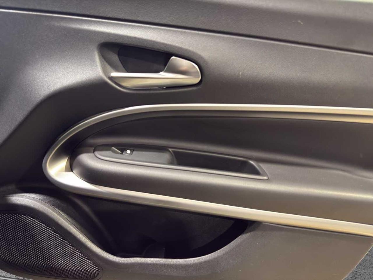 Jeep Jeep Avenger usata 7