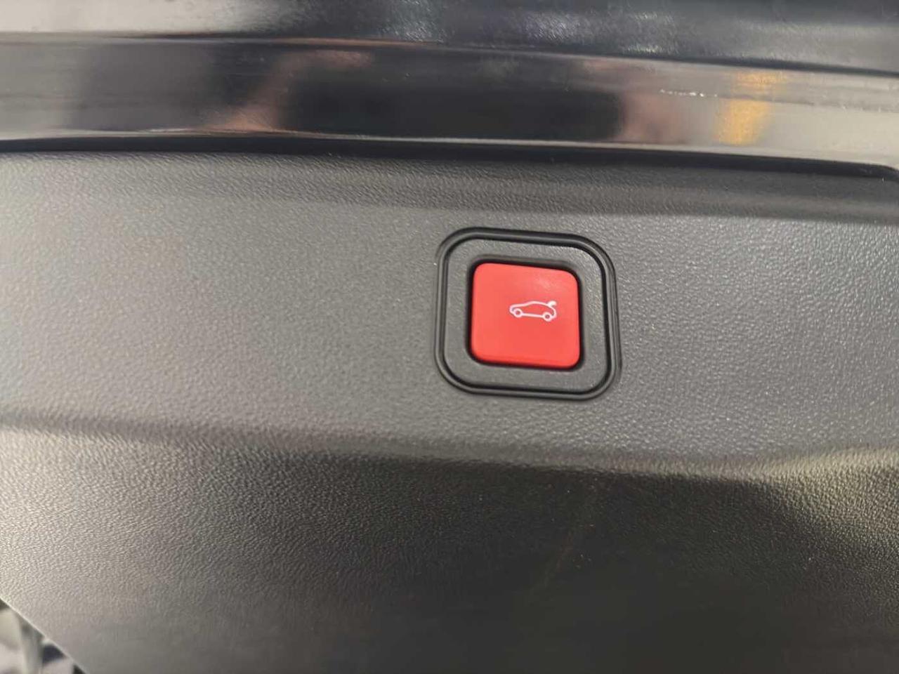 Jeep Jeep Avenger usata 16