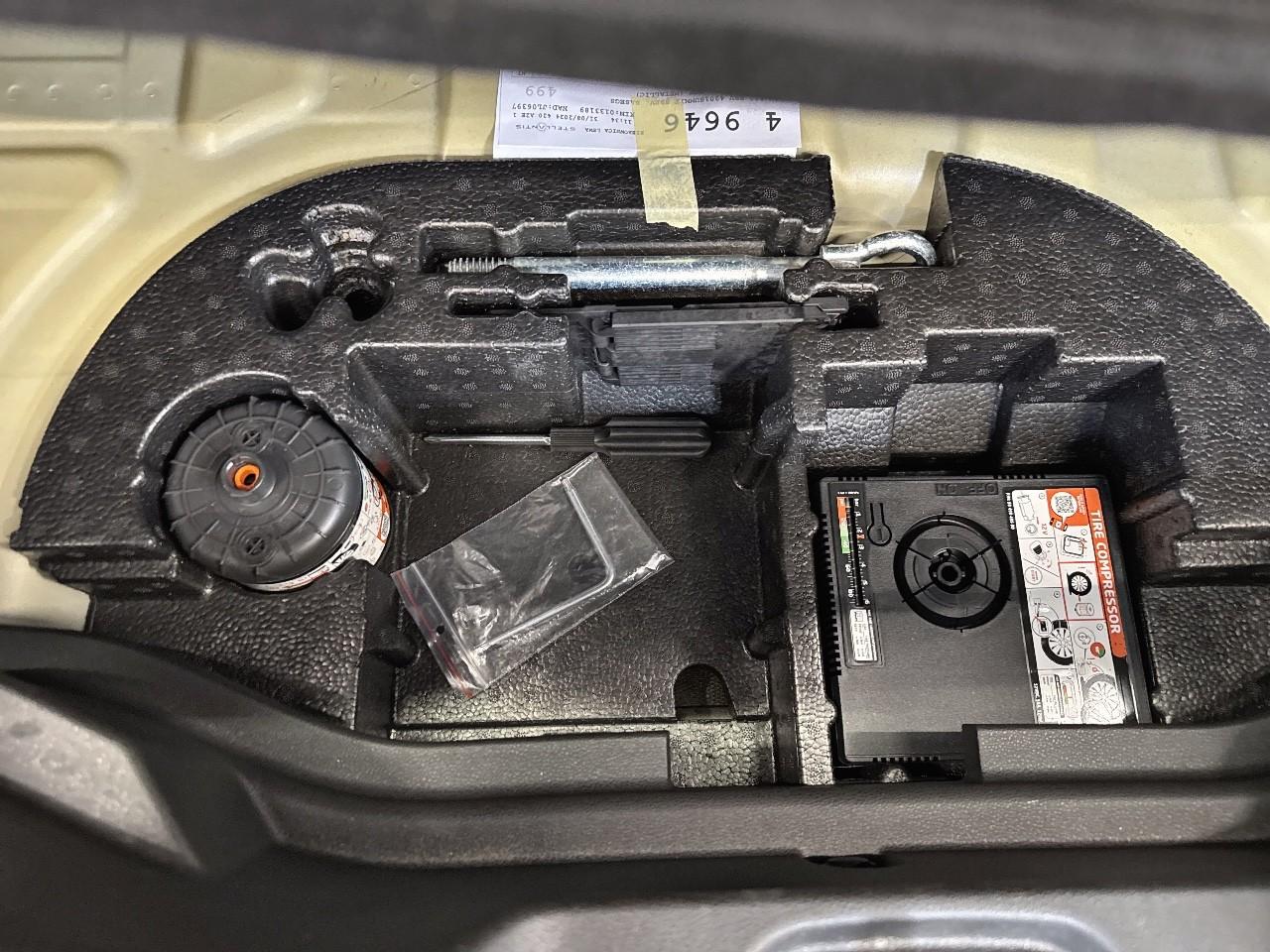 Jeep Jeep Avenger usata 13