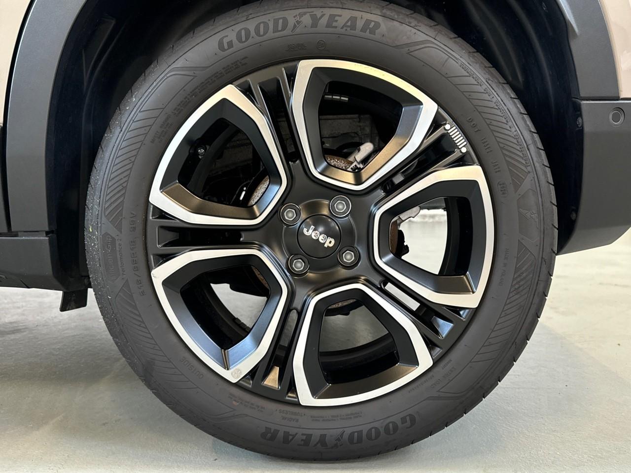 Jeep Jeep Avenger usata, con Isofix