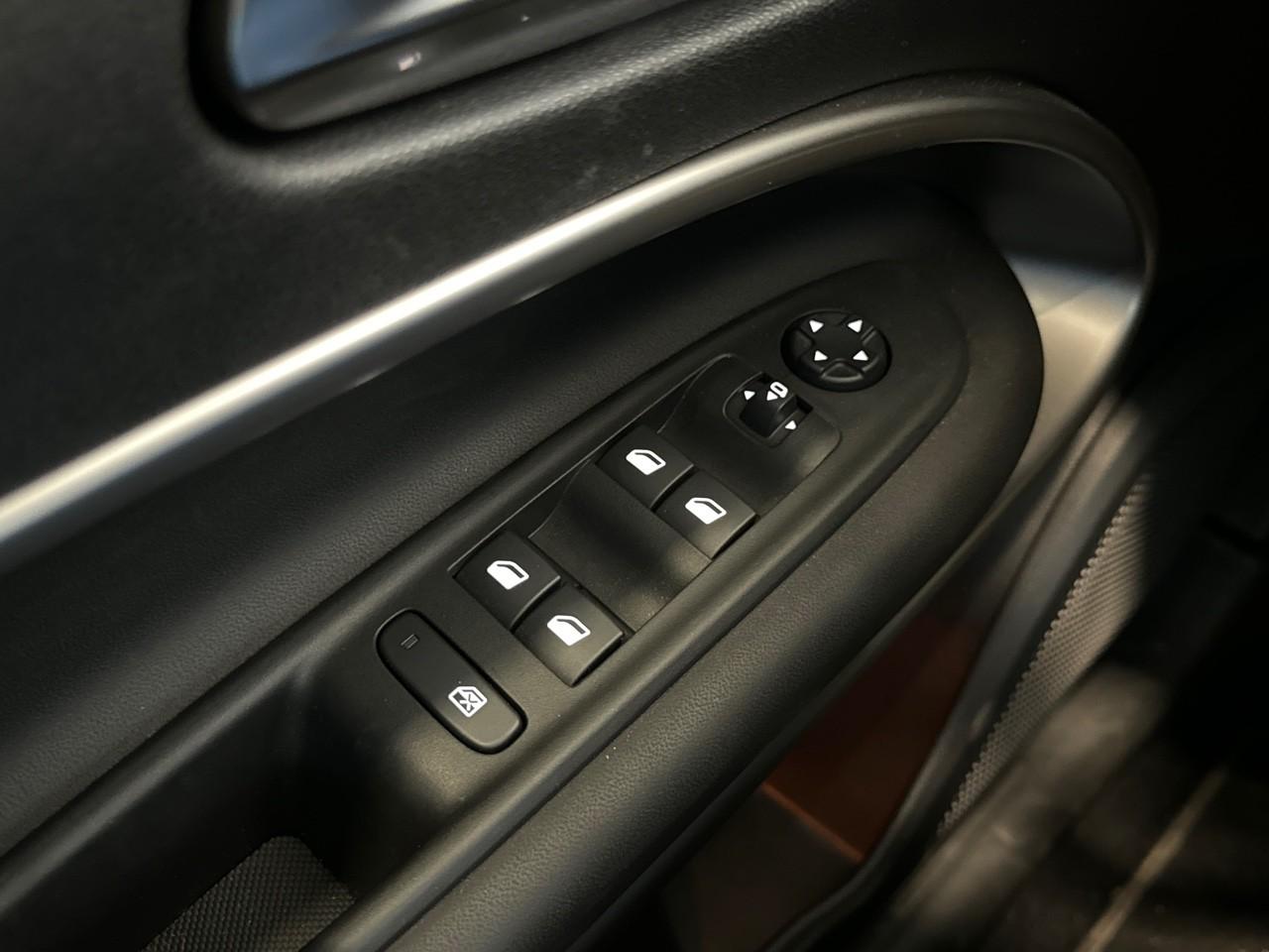 Jeep Jeep Avenger usata 10