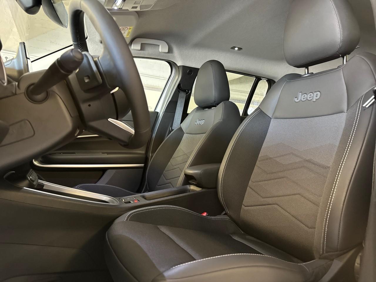 Jeep Jeep Avenger usata 19