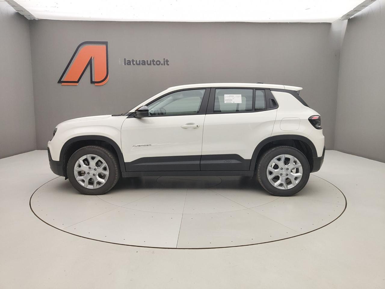 Jeep Jeep Avenger usata 24