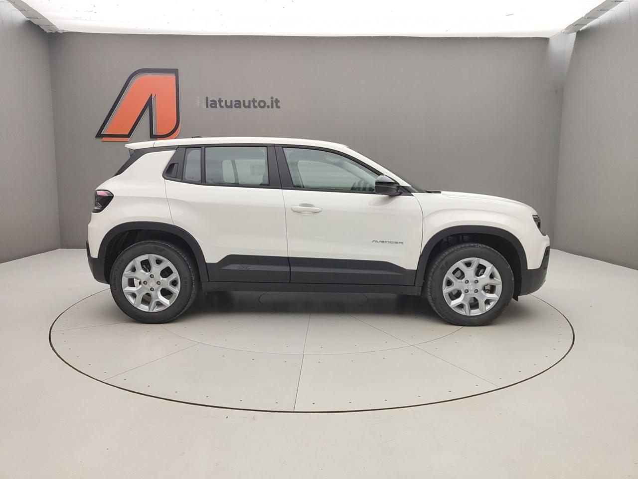 Jeep Jeep Avenger usata 28