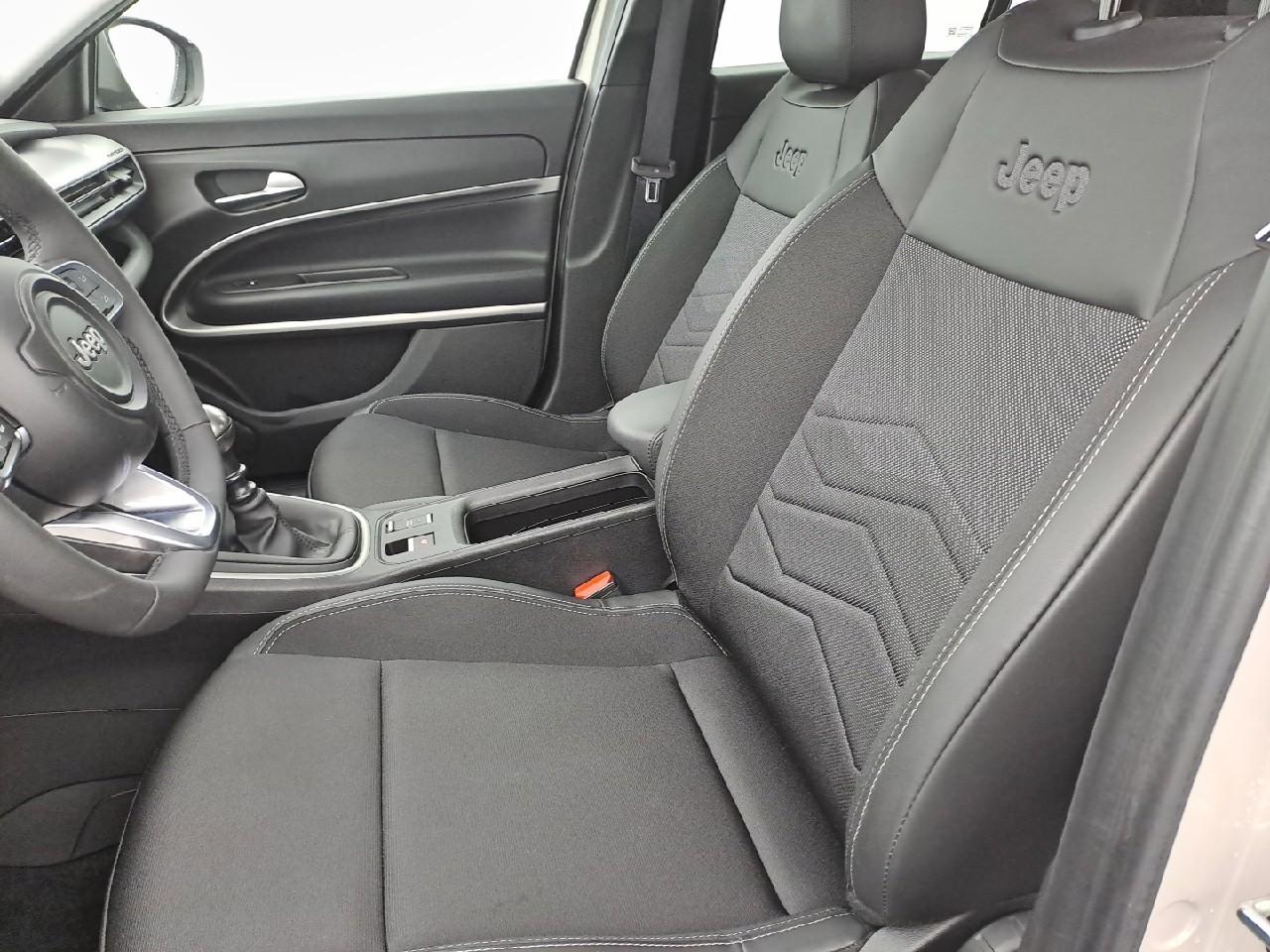 Jeep Jeep Avenger usata 16