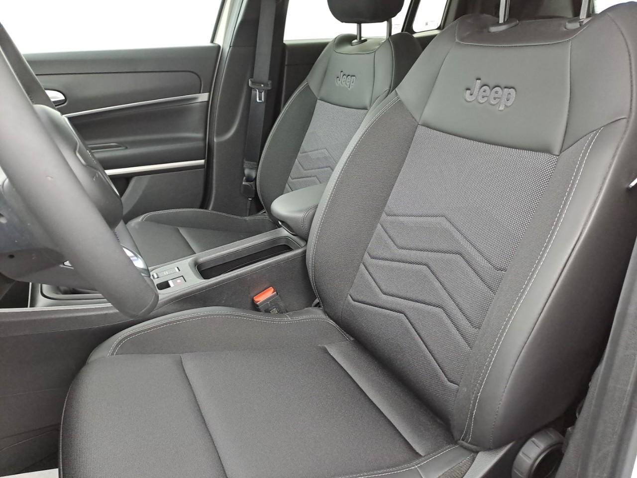 Jeep Jeep Avenger usata 16