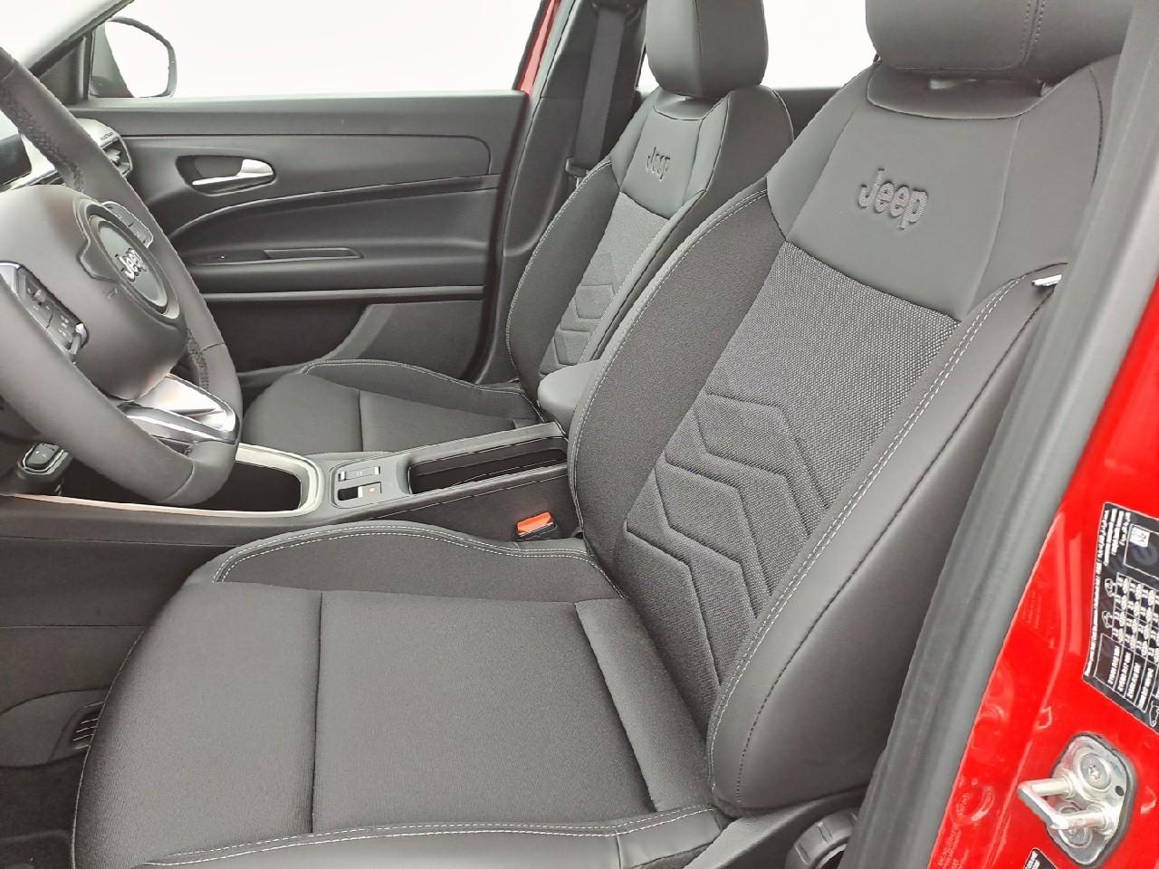 Jeep Jeep Avenger usata 16