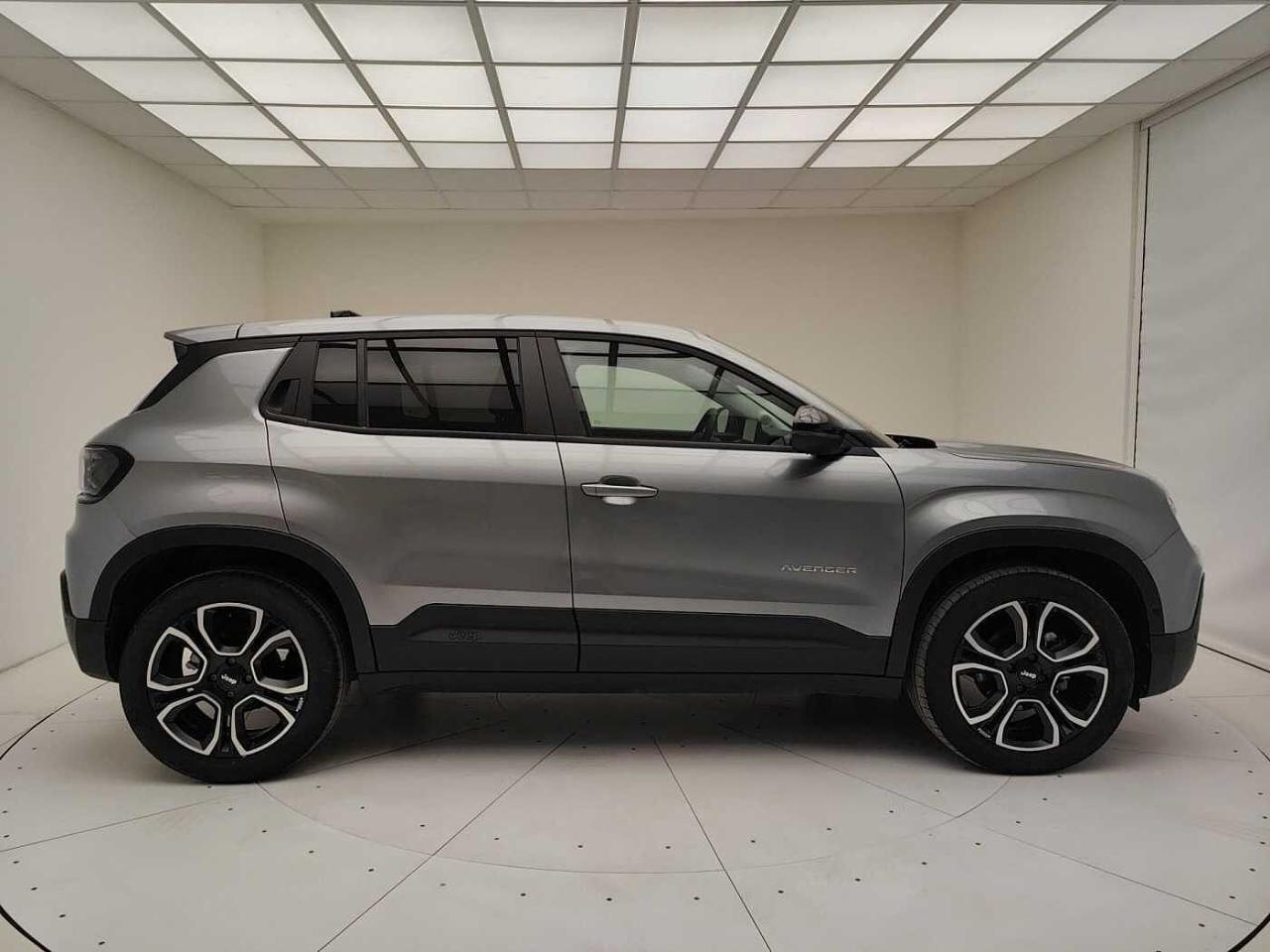 Jeep Jeep Avenger usata 10
