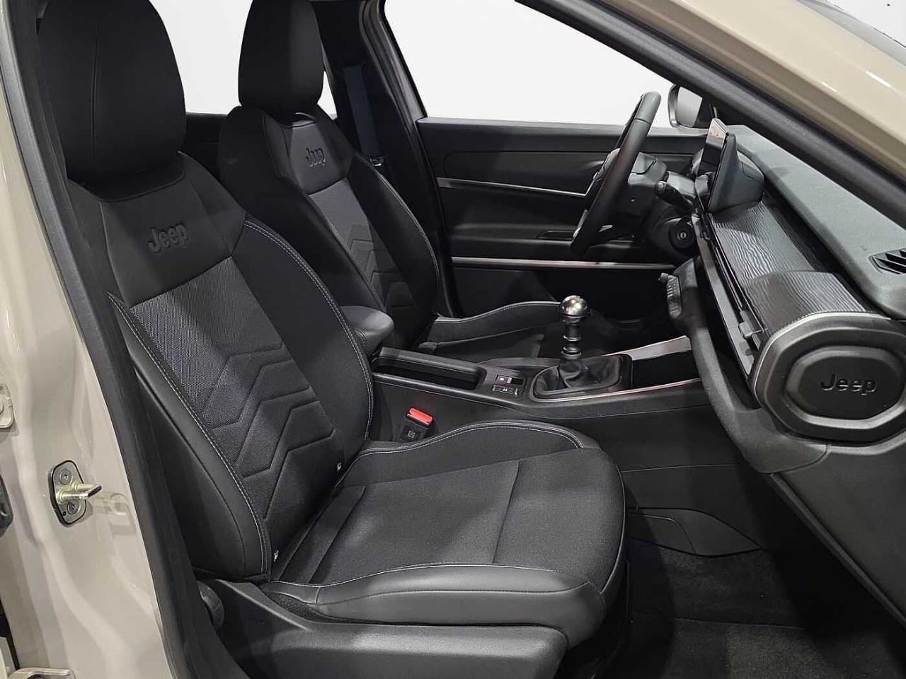 Jeep Jeep Avenger usata 8