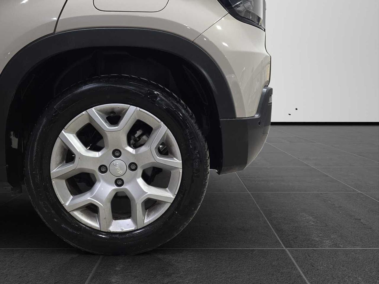 Jeep Jeep Avenger usata 14