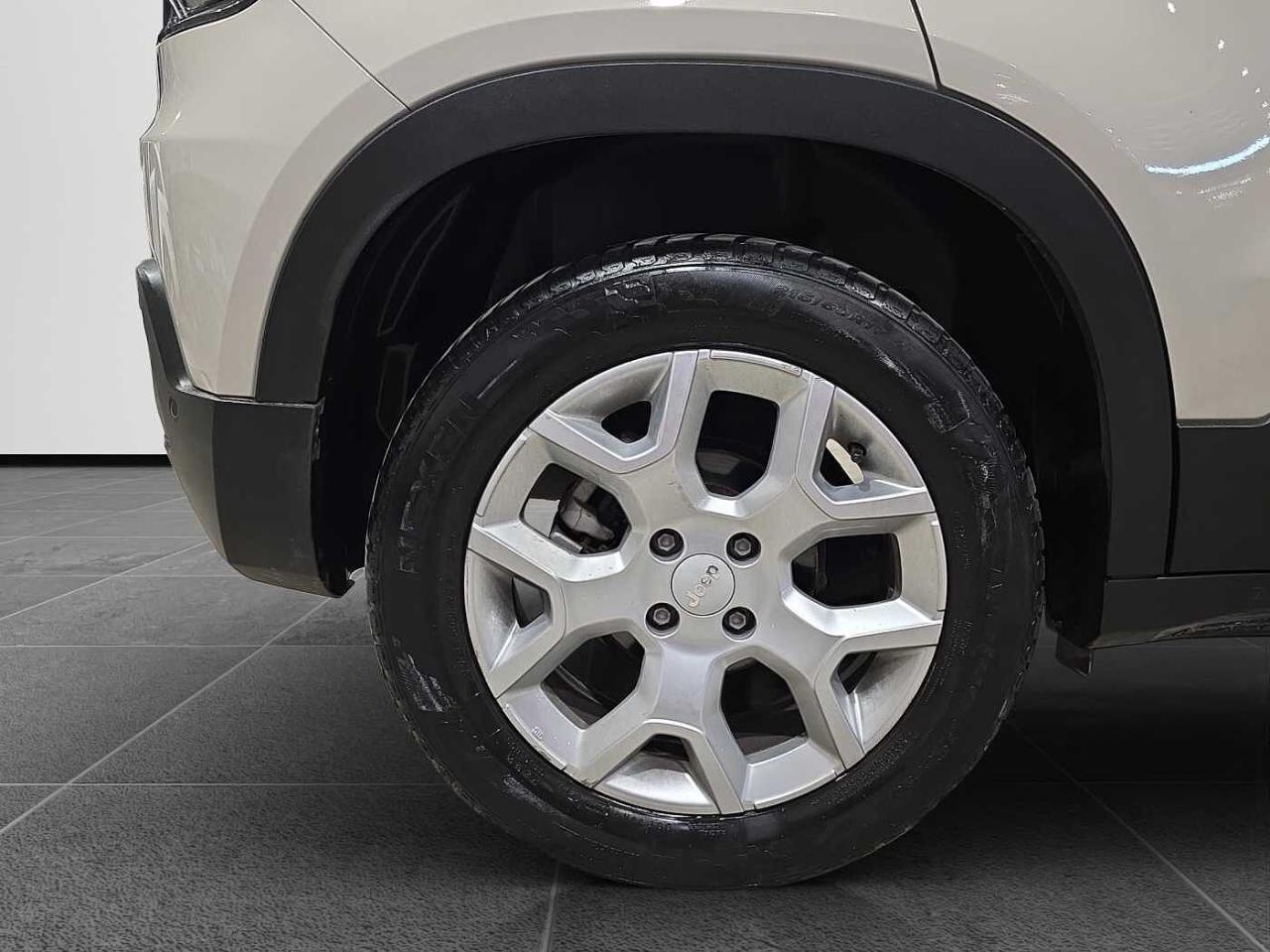 Jeep Jeep Avenger usata 15