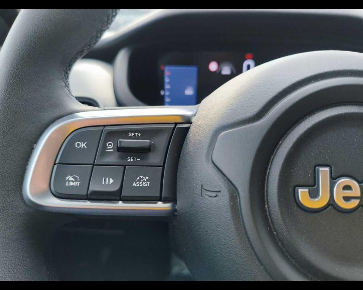 Jeep Jeep Avenger usata 16