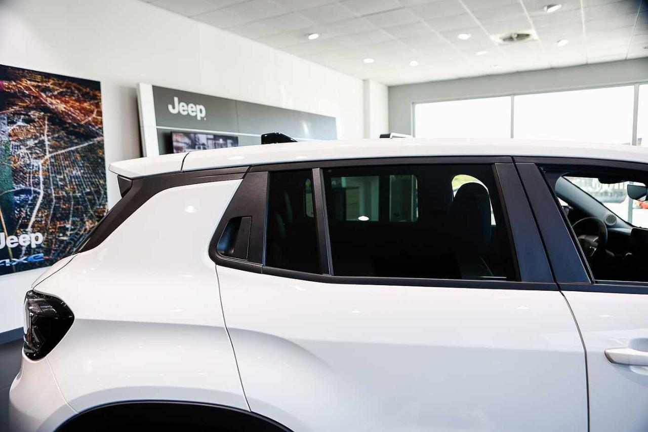 Jeep Jeep Avenger usata 22