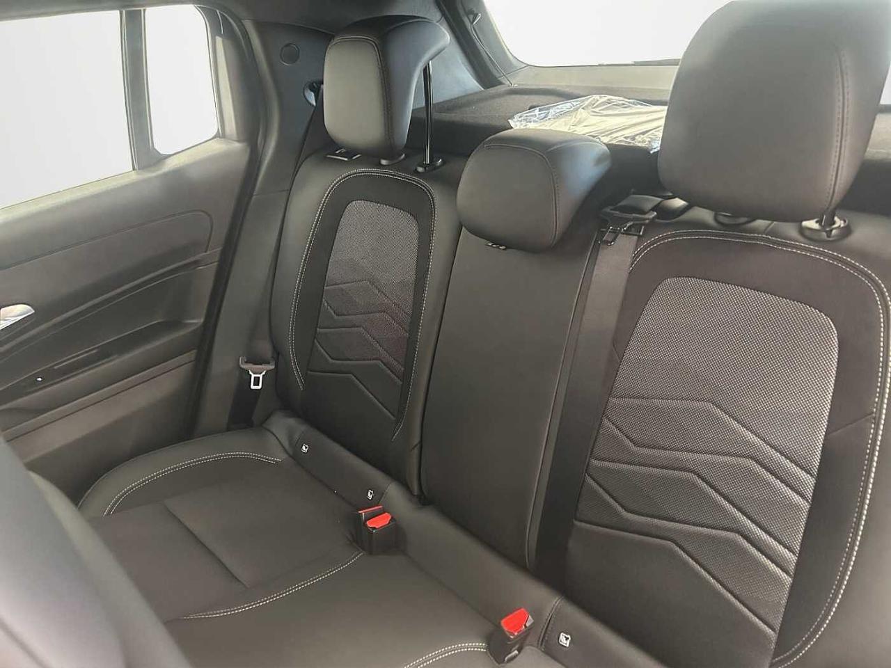 Jeep Jeep Avenger usata 2