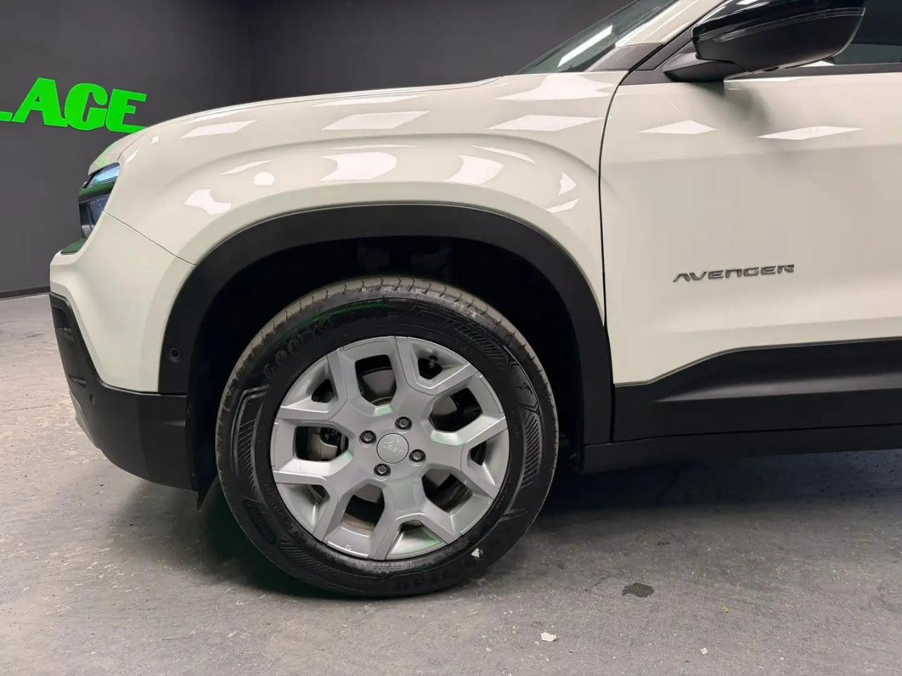 Jeep Jeep Avenger usata 6