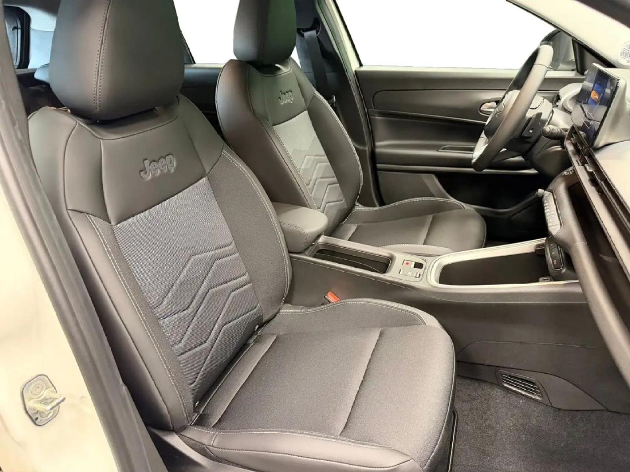 Jeep Jeep Avenger usata 22