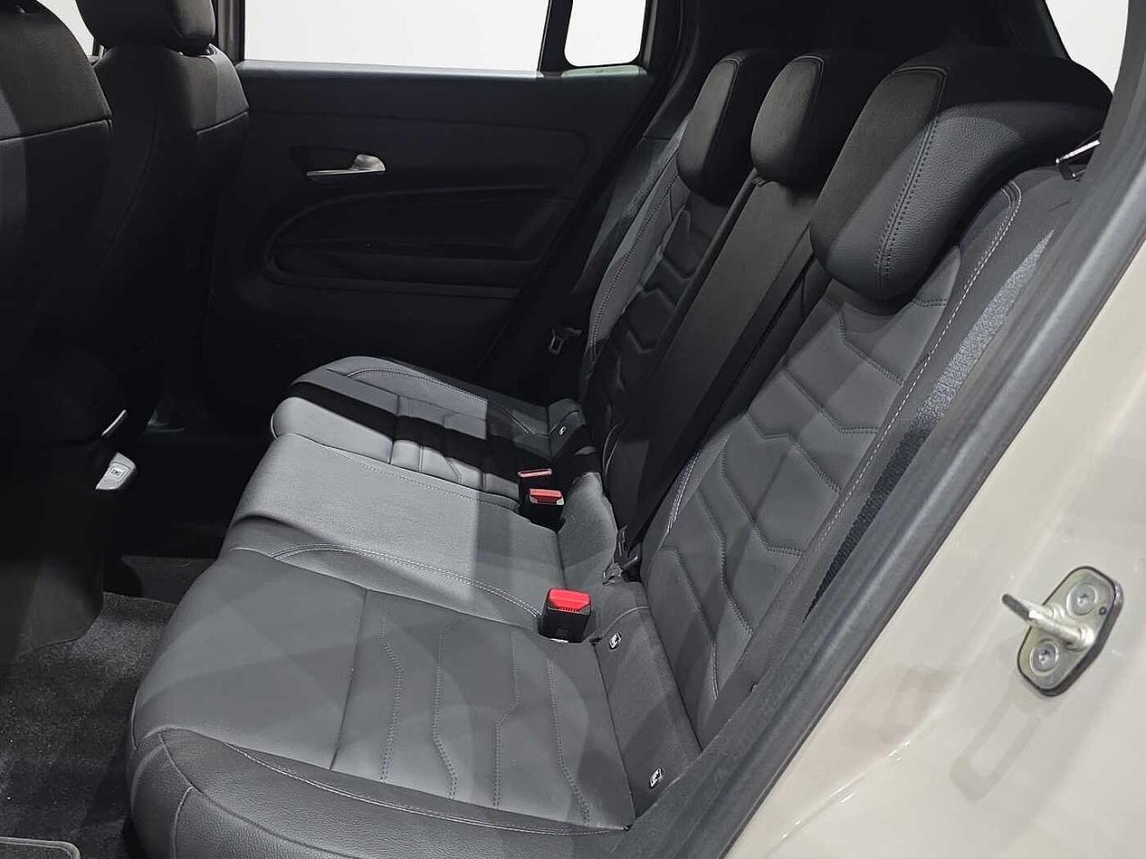 Jeep Jeep Avenger usata 4