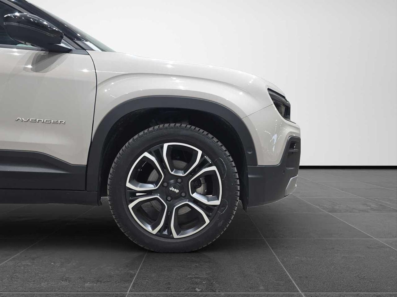 Jeep Jeep Avenger usata 16