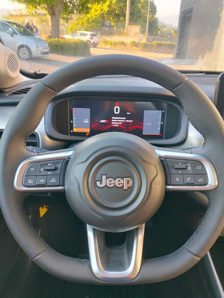 Jeep Jeep Avenger usata 14