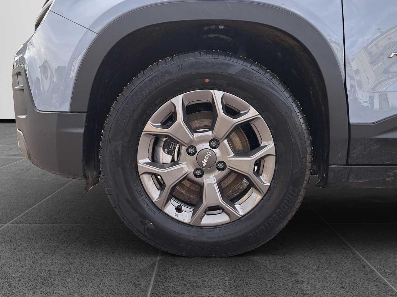 Jeep Jeep Avenger usata 10