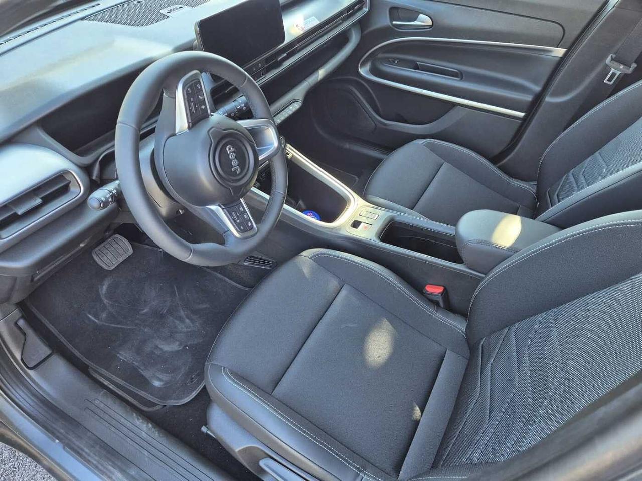 Jeep Jeep Avenger usata 5