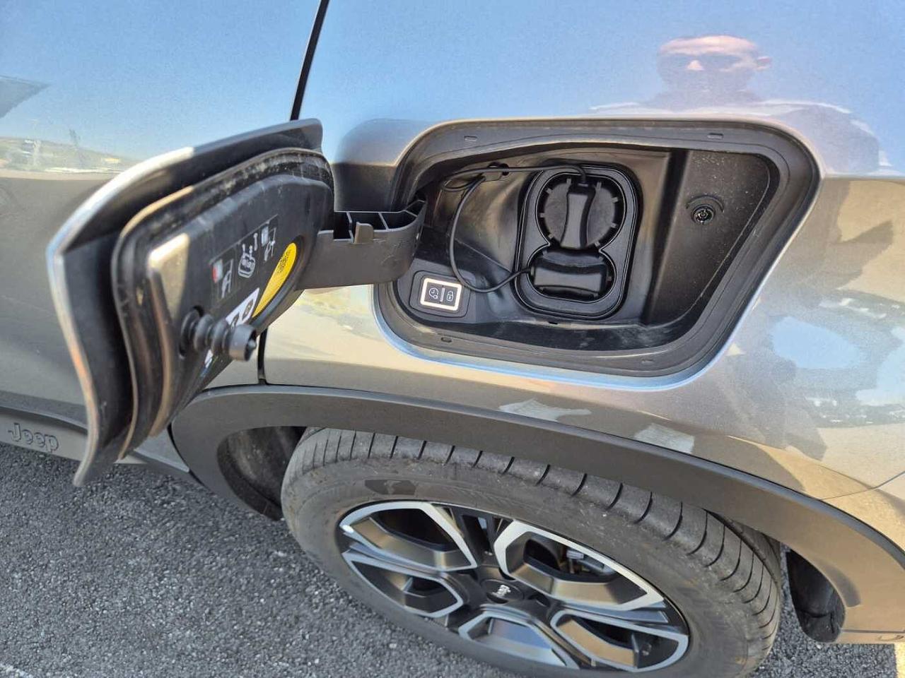 Jeep Jeep Avenger usata 10