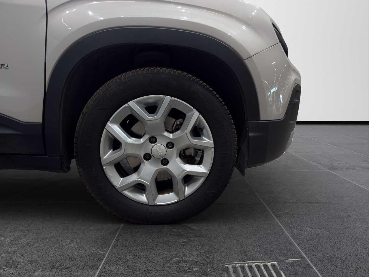Jeep Jeep Avenger usata 16