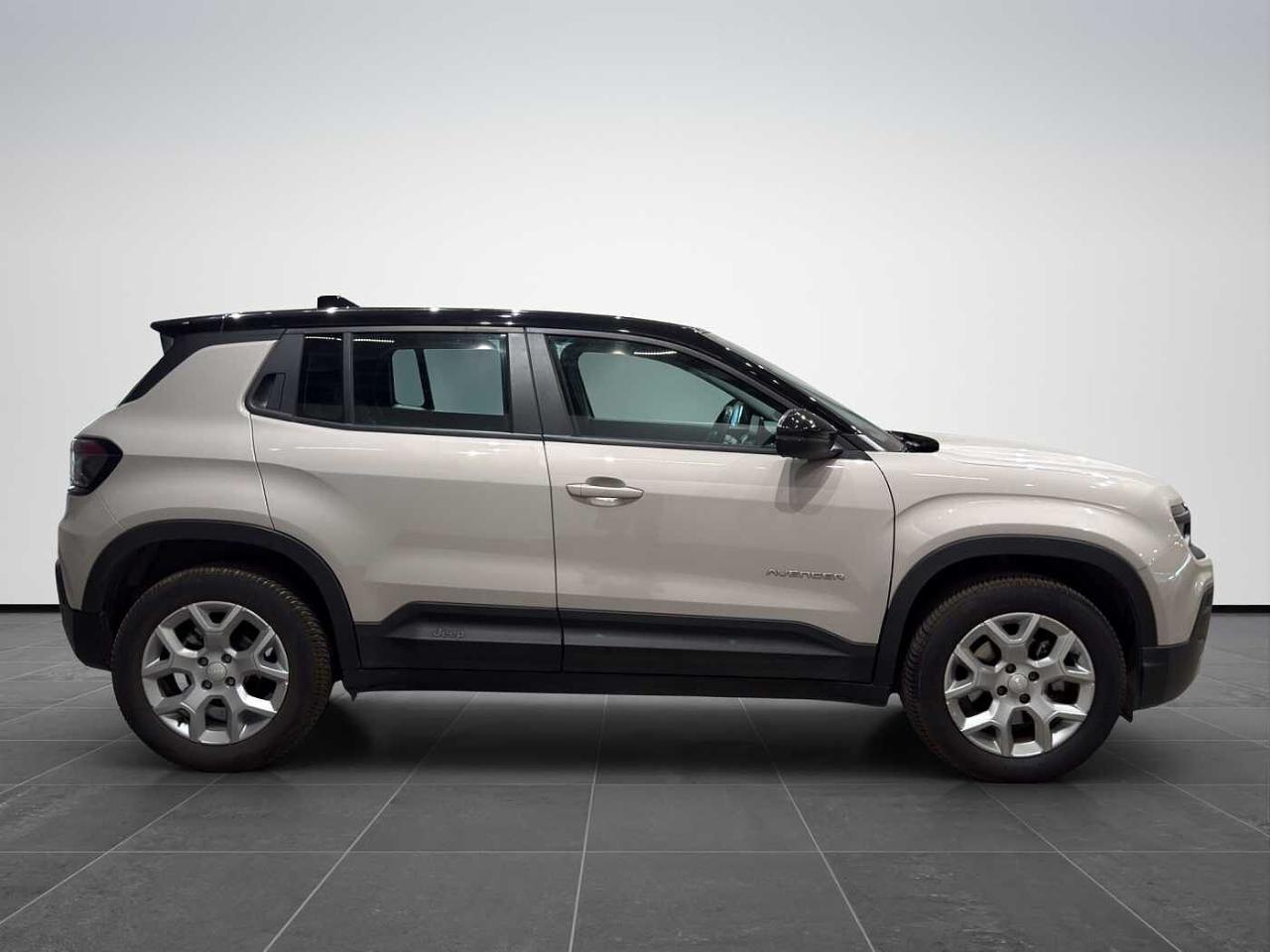Jeep Jeep Avenger usata 18