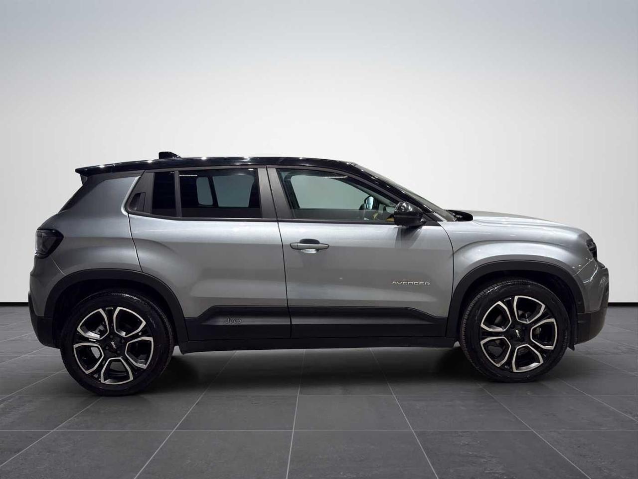 Jeep Jeep Avenger usata 24